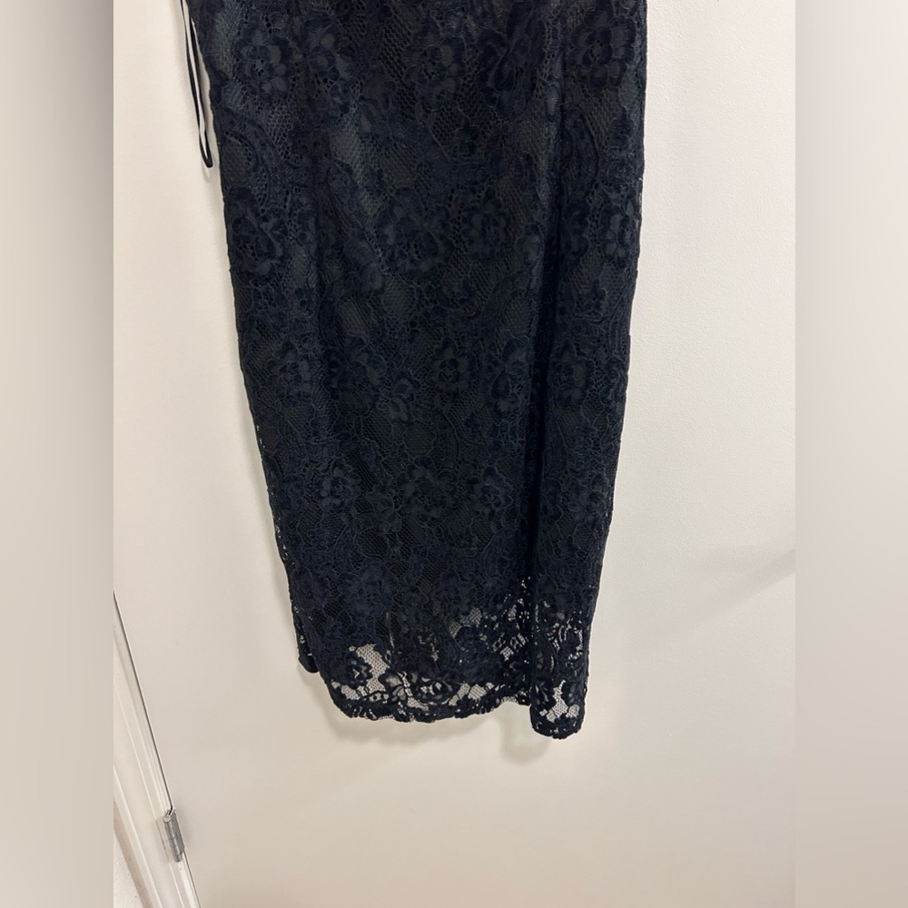 NWOT Bardot Black Lace Zip Up Midi Dress - Picture 4 of 9